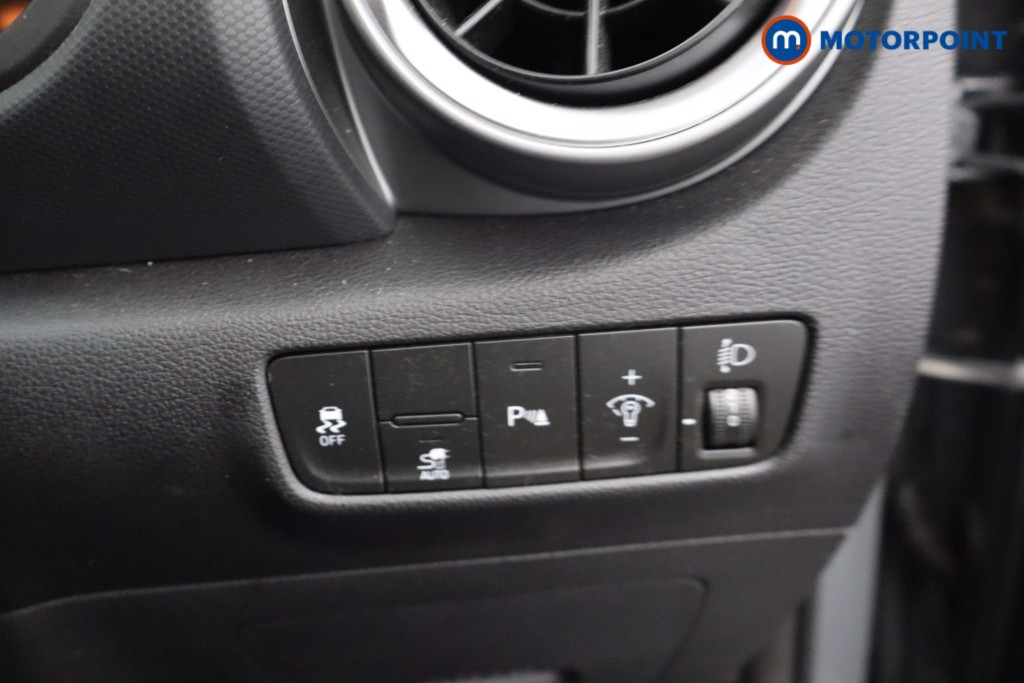 Hyundai Kona Premium Automatic Electric SUV - Stock Number (1645834) - 13th supplementary image