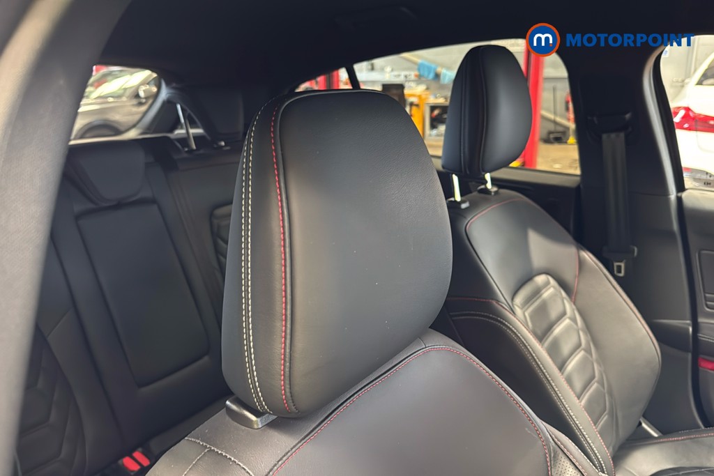 Ford Focus St-Line Vignale Manual Petrol Hatchback - Stock Number (1645864) - 23rd supplementary image