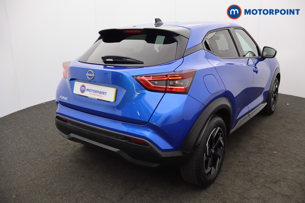 Nissan Juke N-Connecta Automatic Petrol SUV - Stock Number (1645939) - 2nd supplementary image