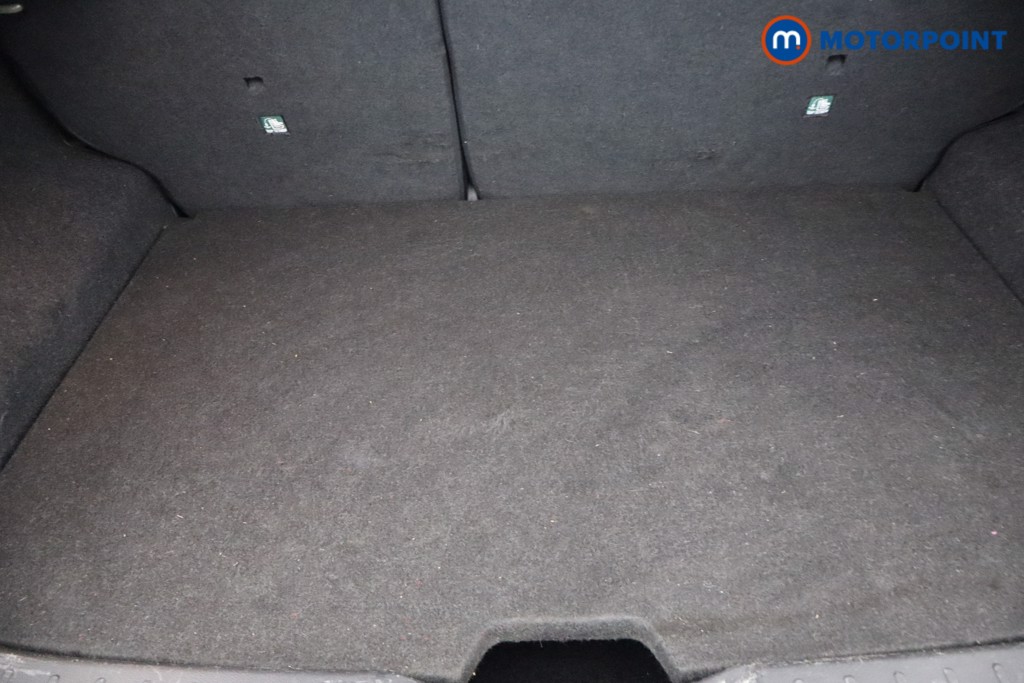 Nissan Juke N-Connecta Automatic Petrol SUV - Stock Number (1645939) - 6th supplementary image
