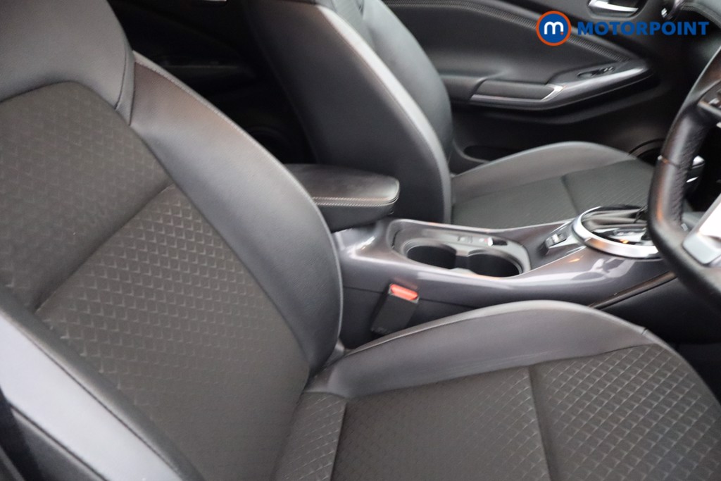 Nissan Juke N-Connecta Automatic Petrol SUV - Stock Number (1645939) - 13th supplementary image