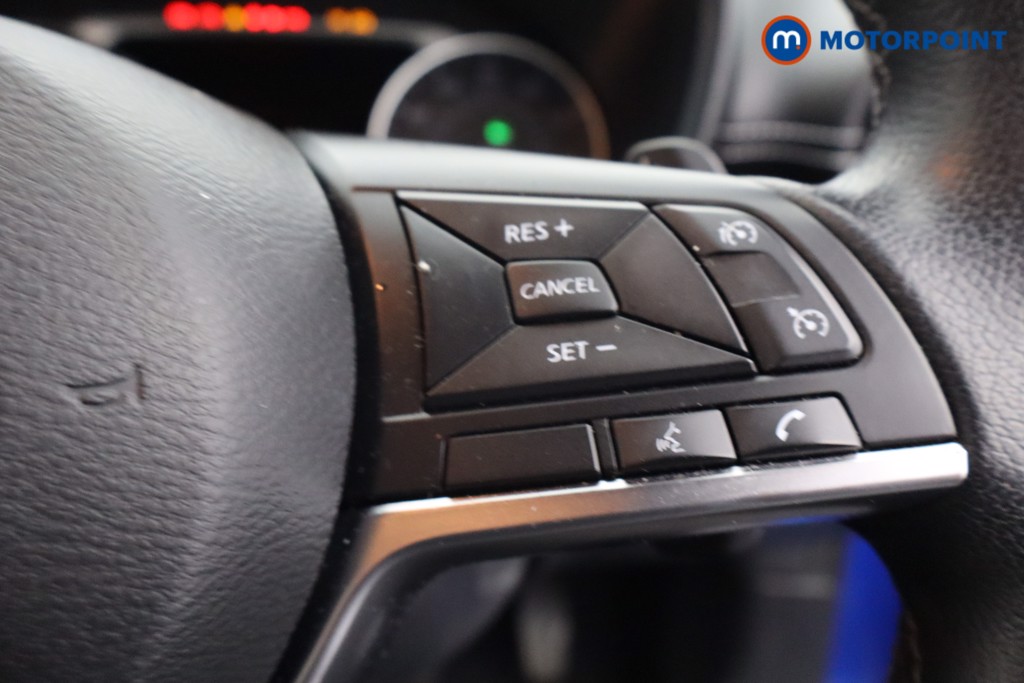 Nissan Juke N-Connecta Automatic Petrol SUV - Stock Number (1645939) - 15th supplementary image