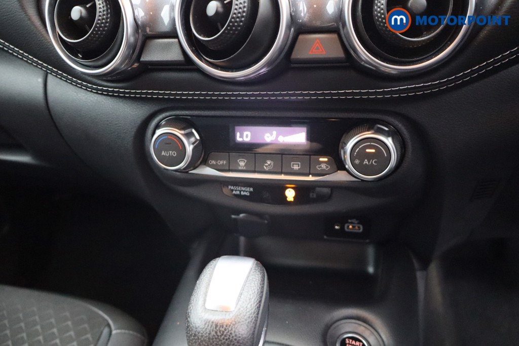 Nissan Juke N-Connecta Automatic Petrol SUV - Stock Number (1645939) - 18th supplementary image