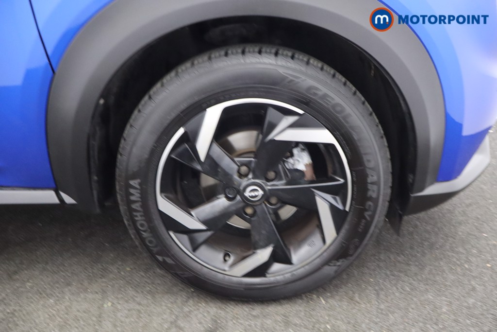 Nissan Juke N-Connecta Automatic Petrol SUV - Stock Number (1645939) - 24th supplementary image