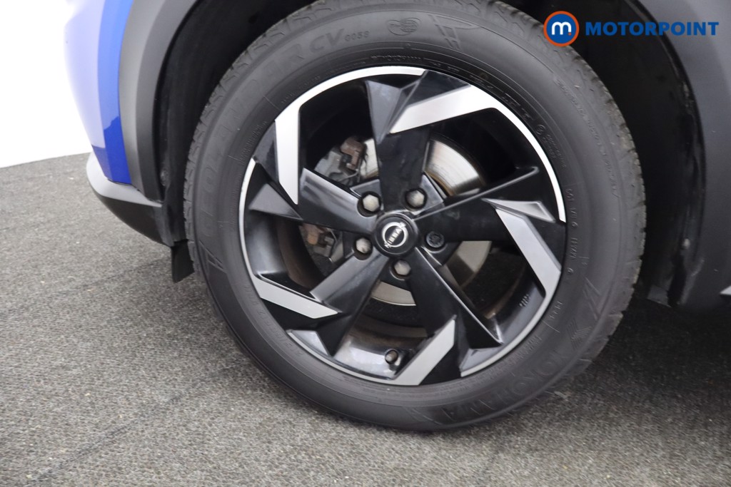 Nissan Juke N-Connecta Automatic Petrol SUV - Stock Number (1645939) - 28th supplementary image