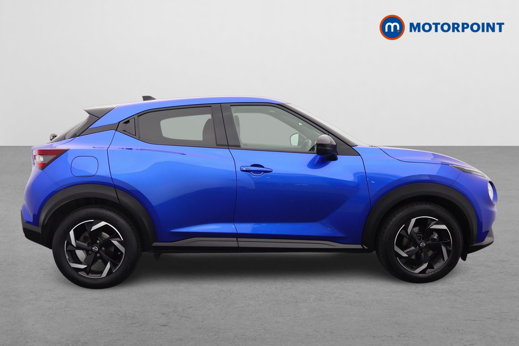 Nissan Juke N-Connecta Automatic Petrol SUV - Stock Number (1645939) - Drivers side