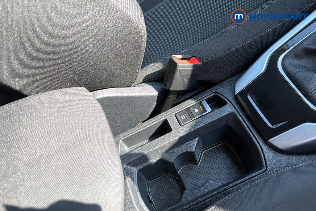 Volkswagen T-Roc Life Automatic Petrol SUV - Stock Number (1645945) - 16th supplementary image
