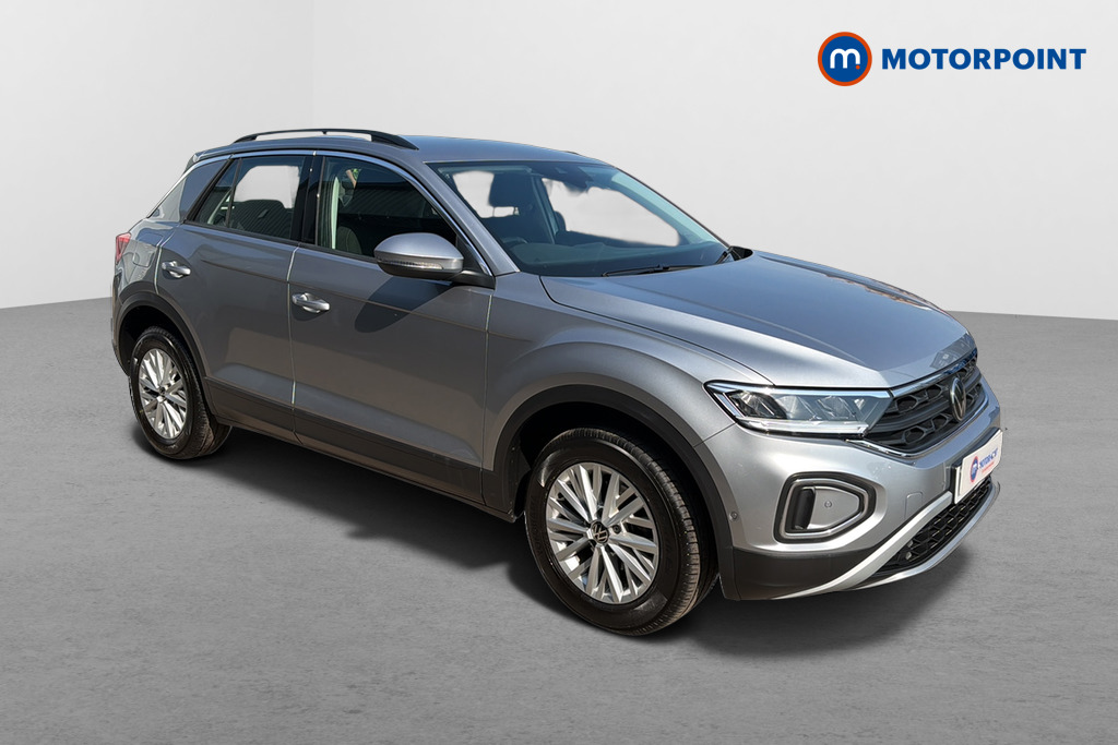 Volkswagen T-Roc Life Automatic Petrol SUV - Stock Number (1645945) - Drivers side front corner