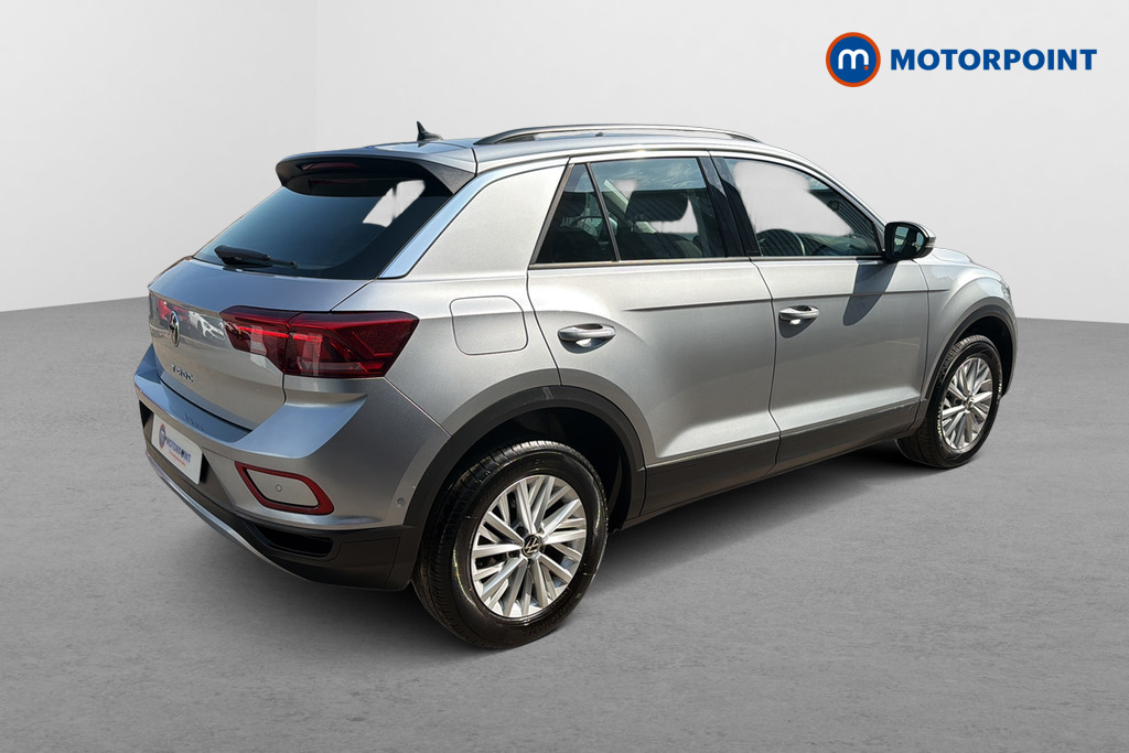 Volkswagen T-Roc Life Automatic Petrol SUV - Stock Number (1645945) - Passenger side rear corner
