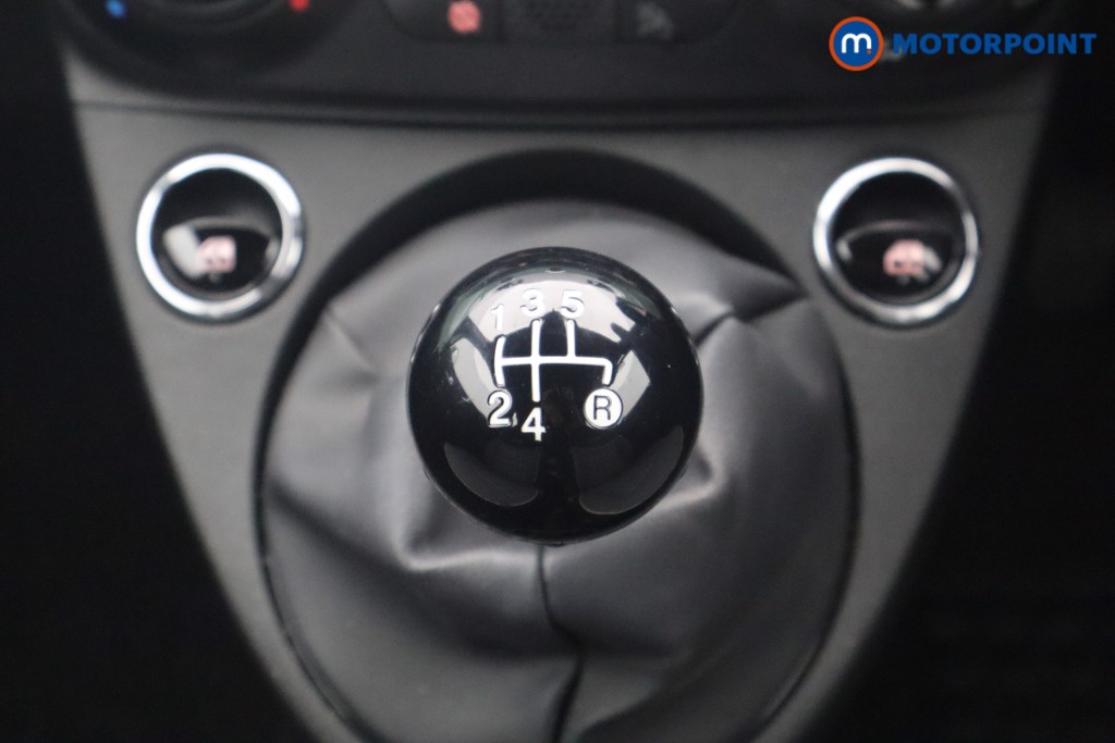 Fiat 500 Lounge Manual Petrol Hatchback - Stock Number (1645988) - 4th supplementary image