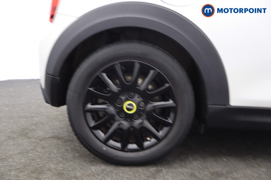 Mini Hatchback Cooper S Level 1 Automatic Electric Hatchback - Stock Number (1646146) - 6th supplementary image