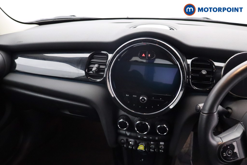 Mini Hatchback Cooper S Level 1 Automatic Electric Hatchback - Stock Number (1646146) - 12th supplementary image