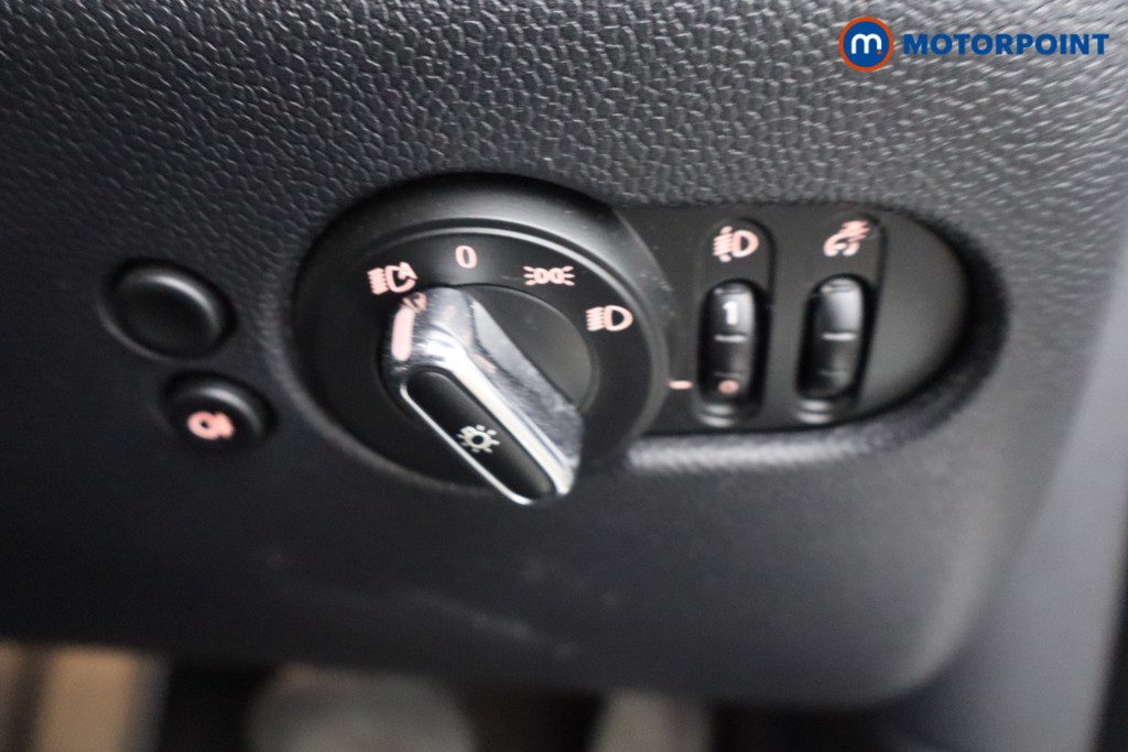 Mini Hatchback Cooper S Level 1 Automatic Electric Hatchback - Stock Number (1646146) - 13th supplementary image