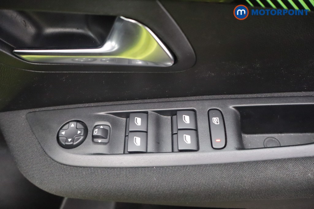 Peugeot 208 Active Manual Petrol Hatchback - Stock Number (1646177) - 21st supplementary image