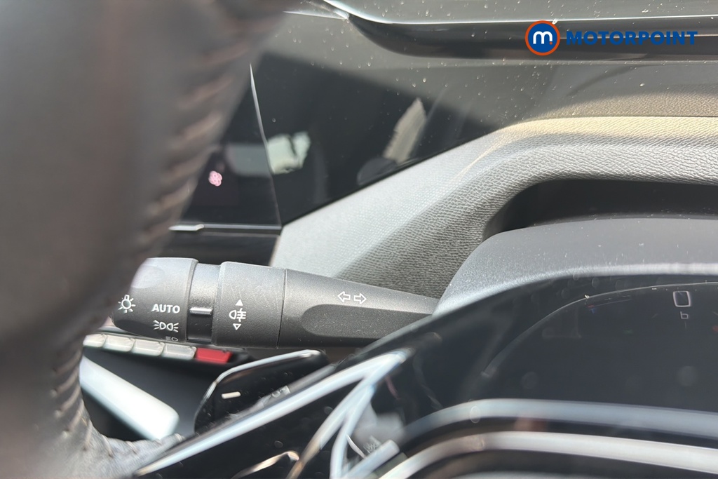 Peugeot 308 Allure Premium Automatic Petrol Hatchback - Stock Number (1646333) - 5th supplementary image