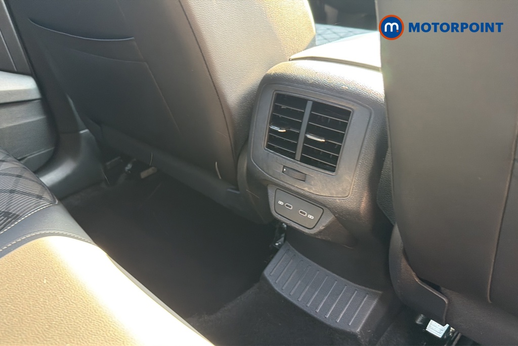 Volkswagen T-Roc R-Line Automatic Petrol SUV - Stock Number (1646338) - 28th supplementary image