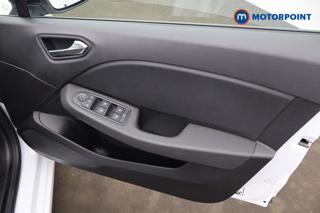 Renault Clio Evolution Automatic Petrol-Electric Hybrid Hatchback - Stock Number (1646408) - 14th supplementary image