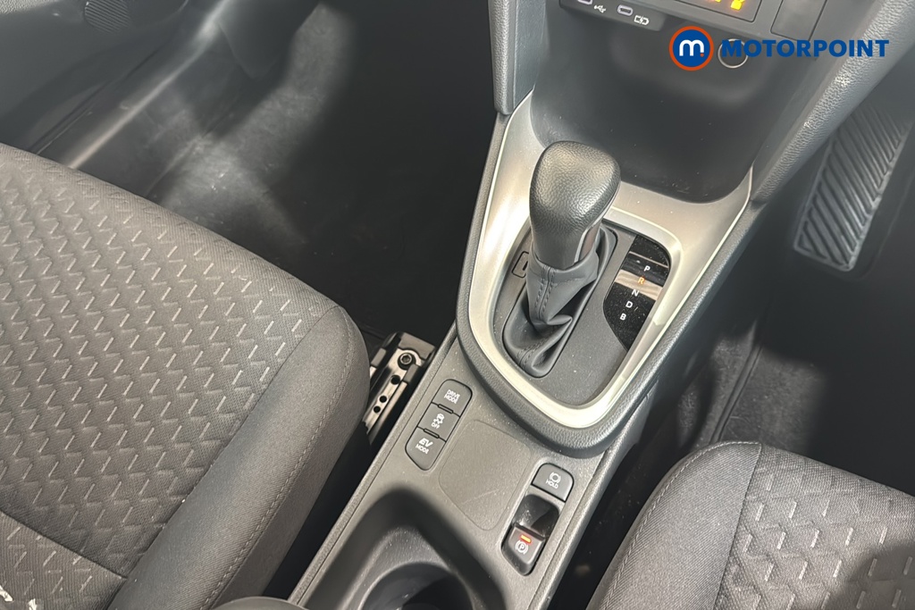 Toyota Yaris Cross Icon Automatic Petrol-Electric Hybrid Estate - Stock Number (1646410) - 15th supplementary image