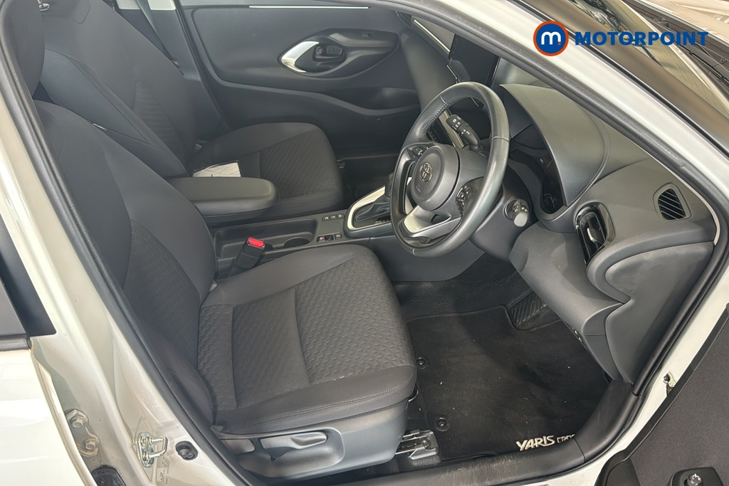 Toyota Yaris Cross Icon Automatic Petrol-Electric Hybrid Estate - Stock Number (1646410) - 22nd supplementary image