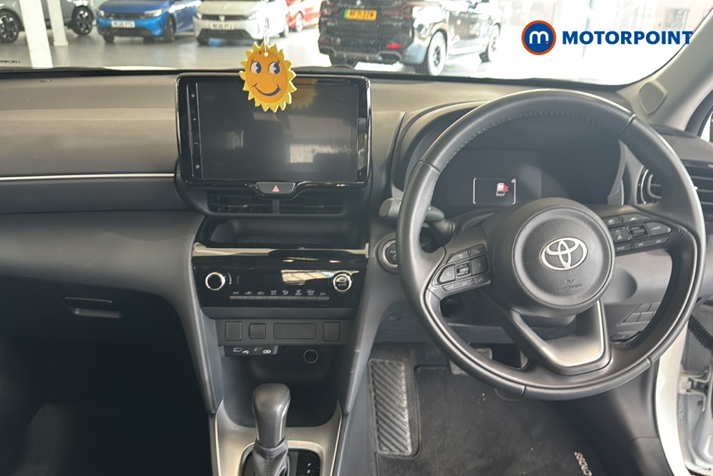 Toyota Yaris Cross Icon Automatic Petrol-Electric Hybrid Estate - Stock Number (1646410) - 1st supplementary image