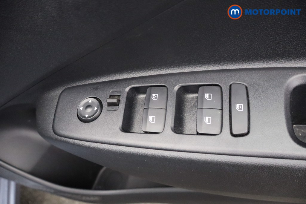 Hyundai I10 Advance Automatic Petrol Hatchback - Stock Number (1646420) - 10th supplementary image