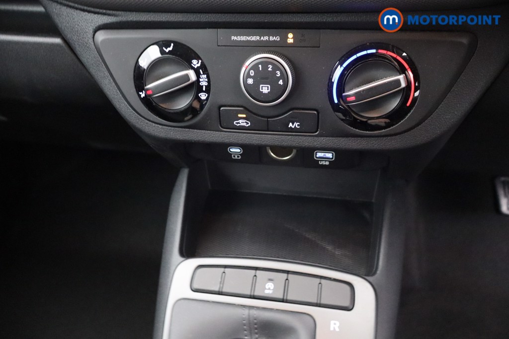 Hyundai I10 Advance Automatic Petrol Hatchback - Stock Number (1646420) - 18th supplementary image