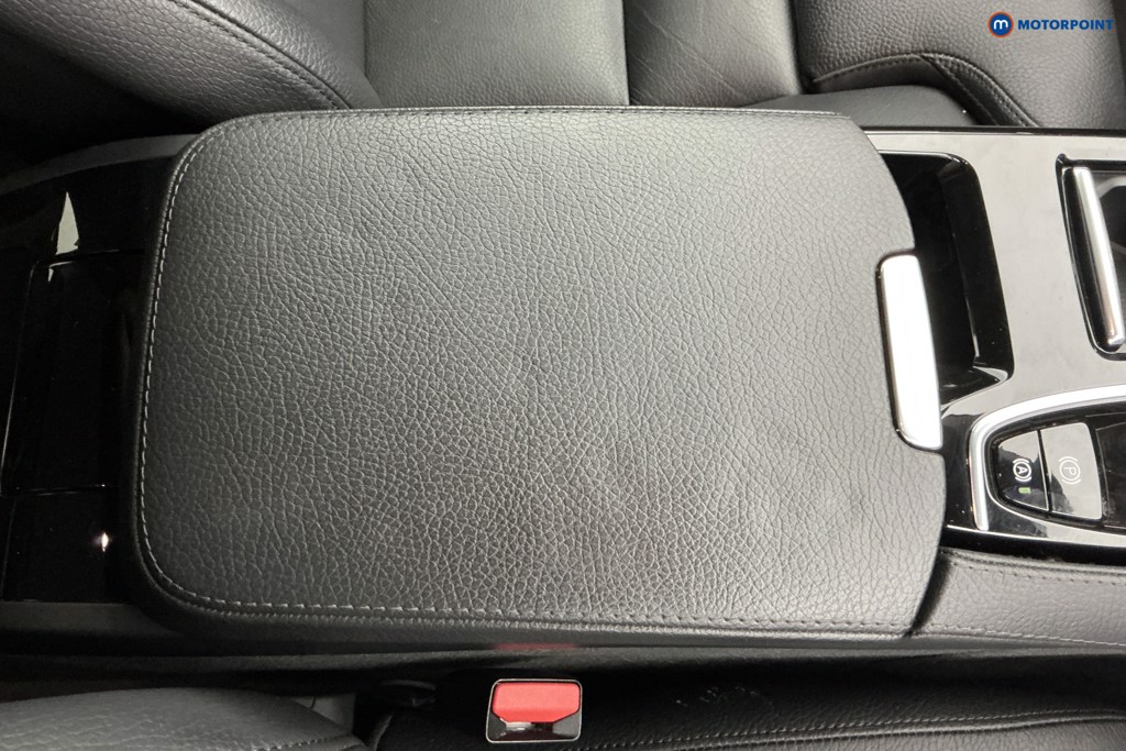 Volvo V60 Inscription Automatic Petrol Plug-In Hybrid Estate - Stock Number (1646424) - 14th supplementary image