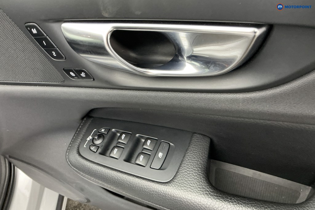 Volvo V60 Inscription Automatic Petrol Plug-In Hybrid Estate - Stock Number (1646424) - 25th supplementary image