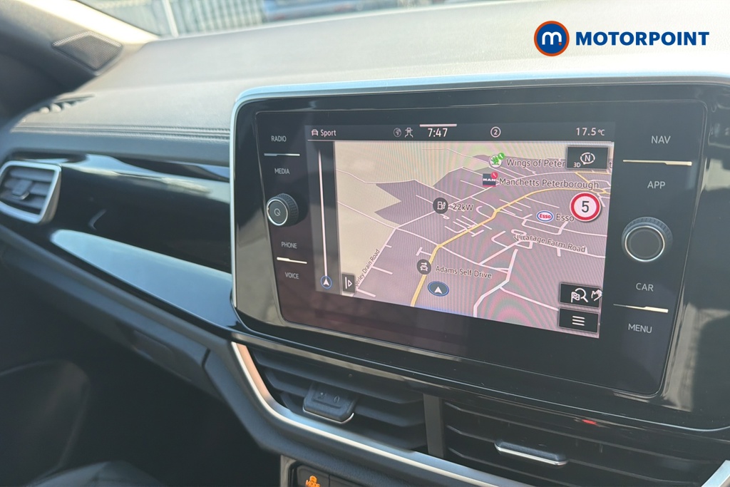 Volkswagen T-Roc R-Line Automatic Petrol SUV - Stock Number (1646580) - 9th supplementary image