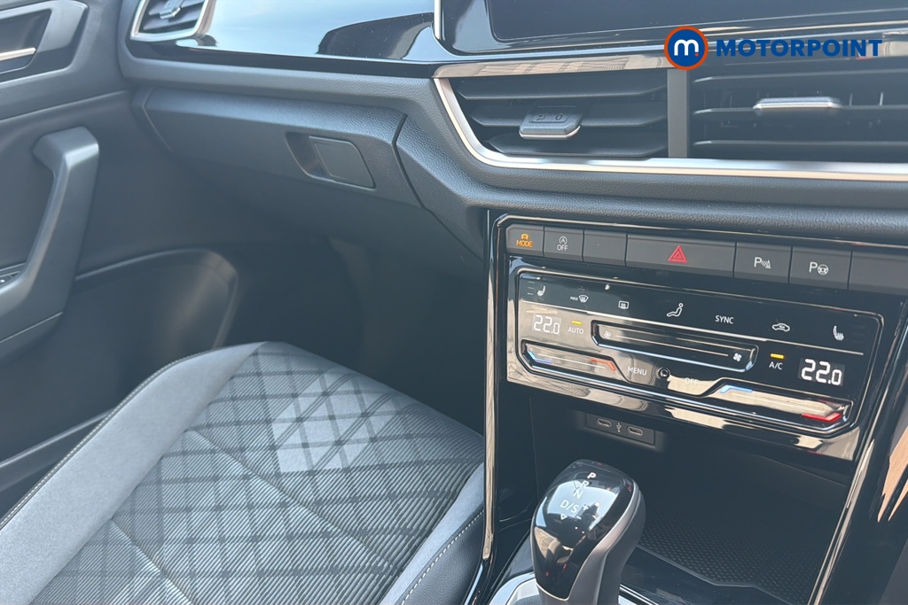 Volkswagen T-Roc R-Line Automatic Petrol SUV - Stock Number (1646580) - 12th supplementary image