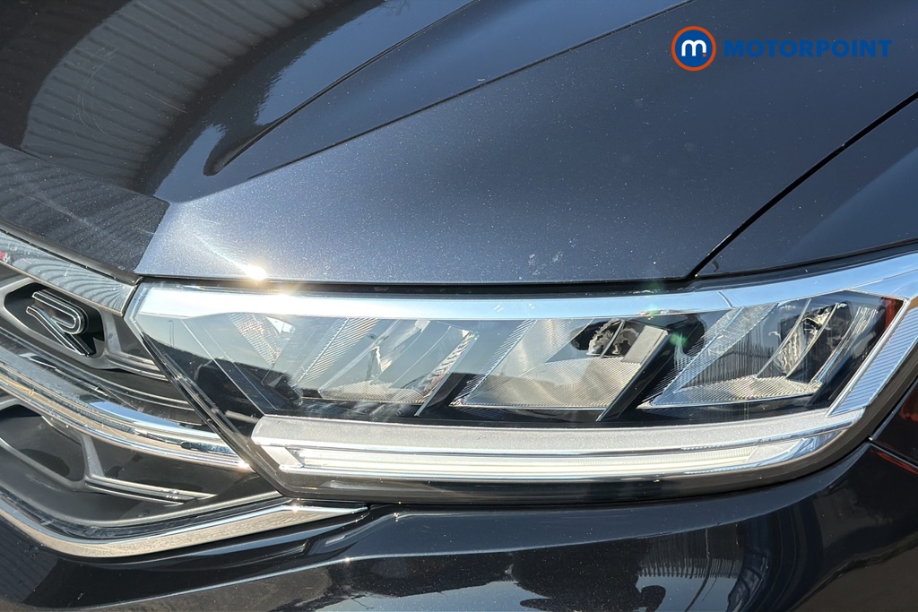 Volkswagen T-Roc R-Line Automatic Petrol SUV - Stock Number (1646580) - 42nd supplementary image