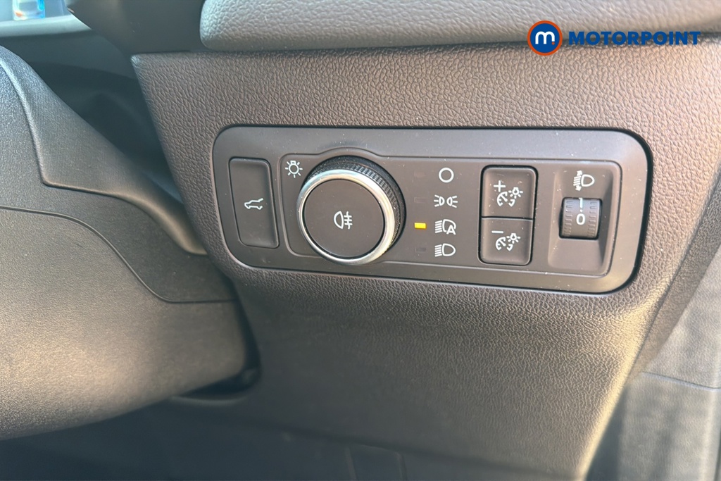 Ford Kuga St-Line Automatic Petrol-Electric Hybrid SUV - Stock Number (1646697) - 11th supplementary image