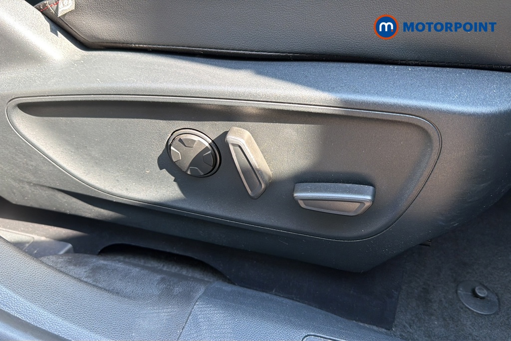 Ford Kuga St-Line Automatic Petrol-Electric Hybrid SUV - Stock Number (1646697) - 23rd supplementary image