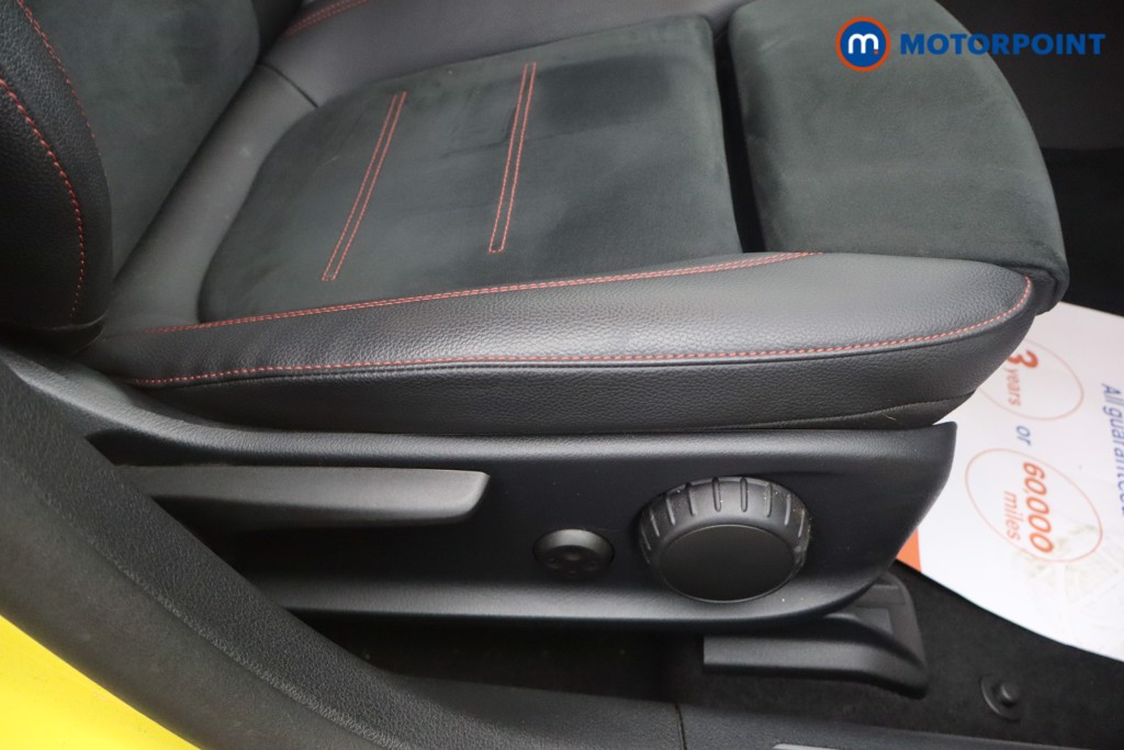 Mercedes-Benz A Class Amg Line Automatic Petrol Hatchback - Stock Number (1646708) - 18th supplementary image