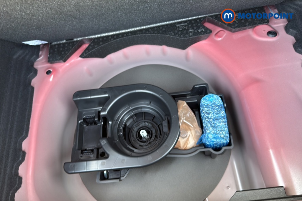 Vauxhall Corsa YES Manual Petrol Hatchback - Stock Number (1646793) - 33rd supplementary image