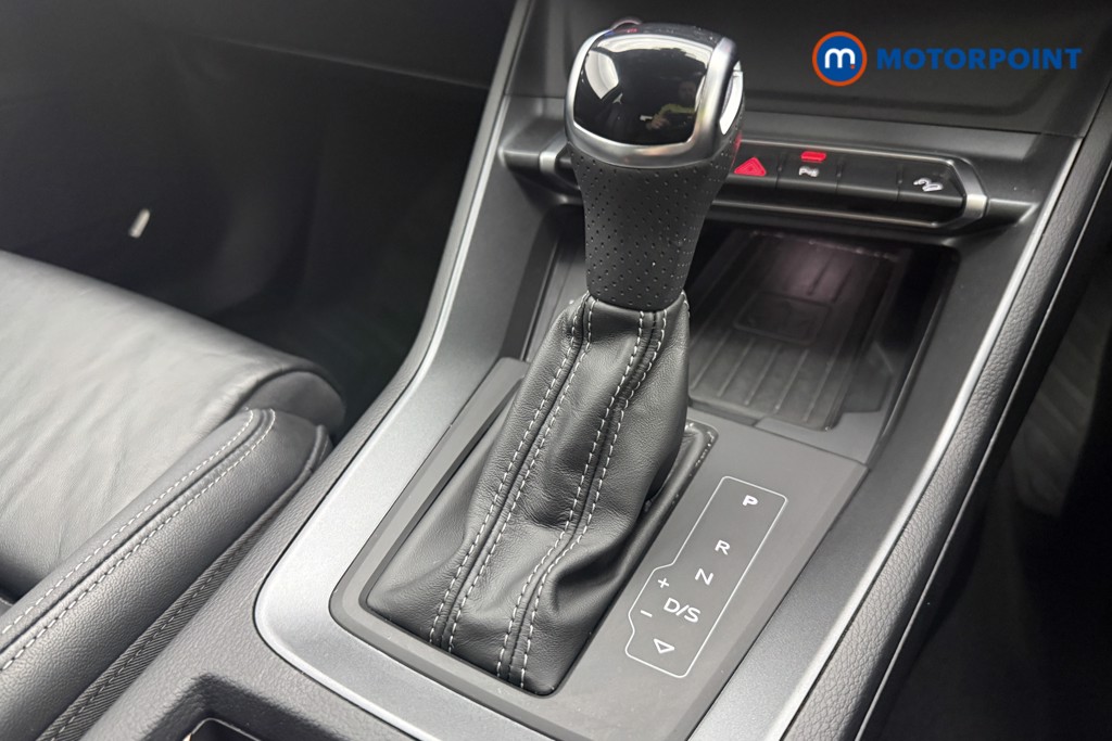 Audi Q3 S Line Automatic Petrol SUV - Stock Number (1646944) - 15th supplementary image