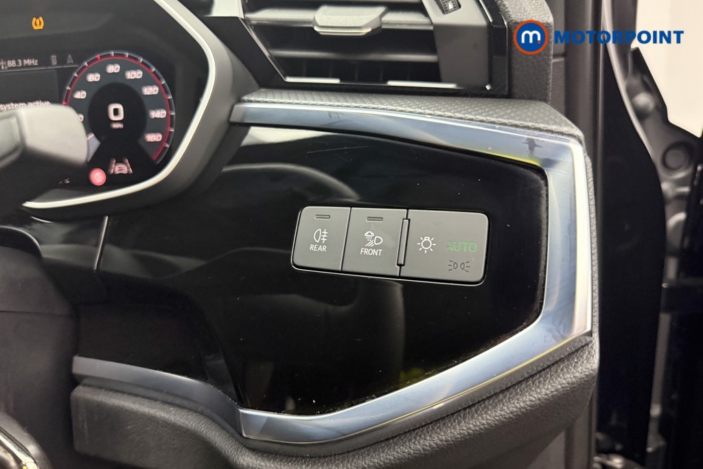 Audi Q3 S Line Automatic Petrol SUV - Stock Number (1646944) - 17th supplementary image