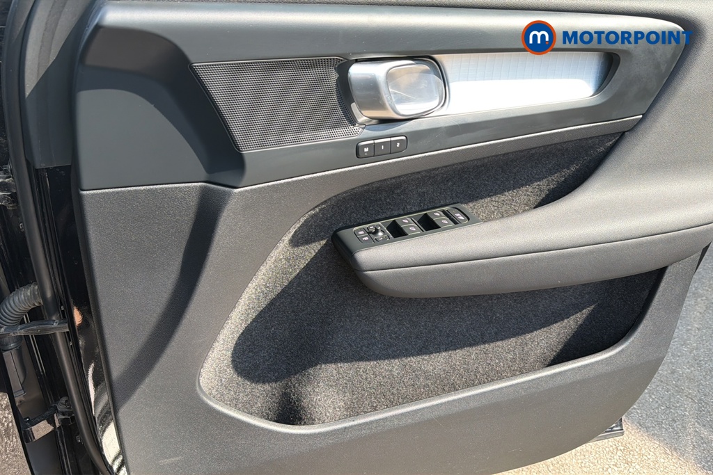 Volvo Xc40 Plus Automatic Petrol SUV - Stock Number (1647048) - 18th supplementary image