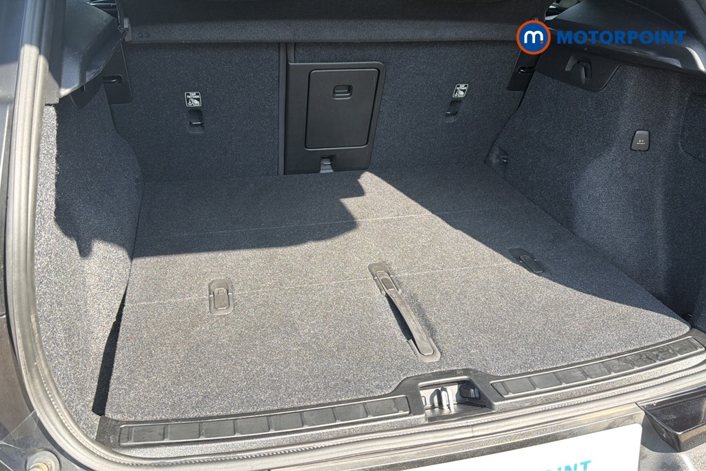 Volvo Xc40 Plus Automatic Petrol SUV - Stock Number (1647048) - 30th supplementary image