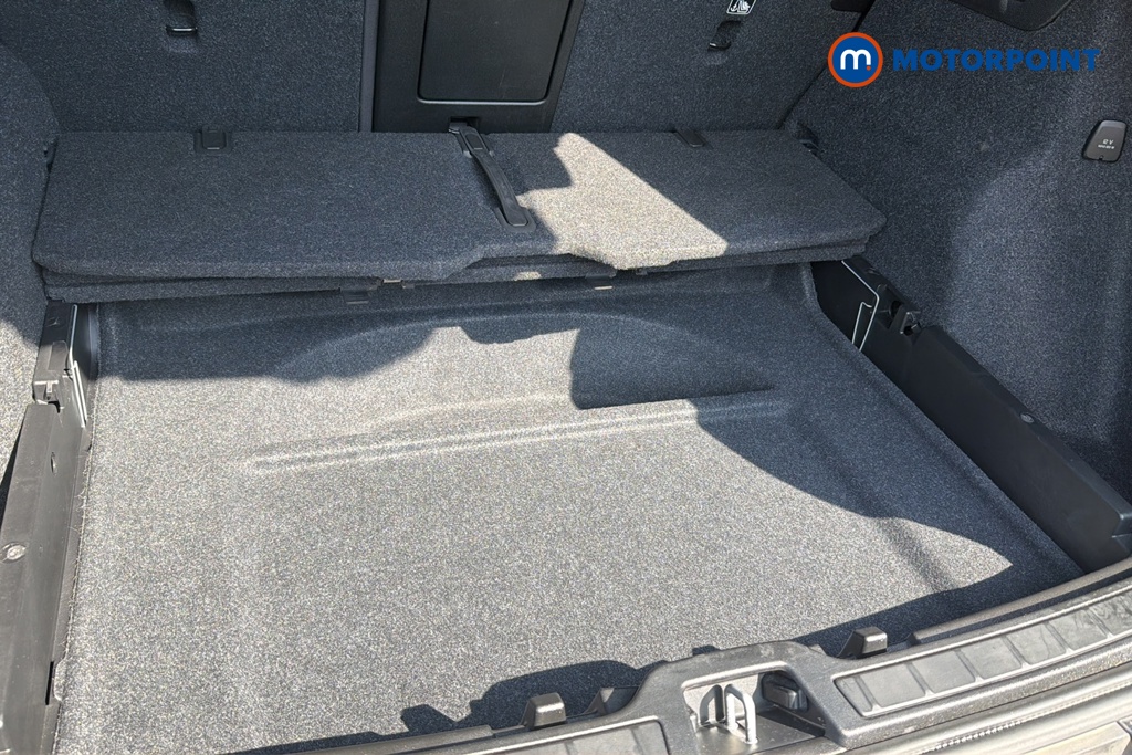 Volvo Xc40 Plus Automatic Petrol SUV - Stock Number (1647048) - 33rd supplementary image