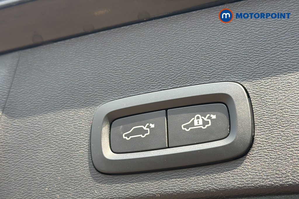 Volvo Xc40 Plus Automatic Petrol SUV - Stock Number (1647048) - 35th supplementary image