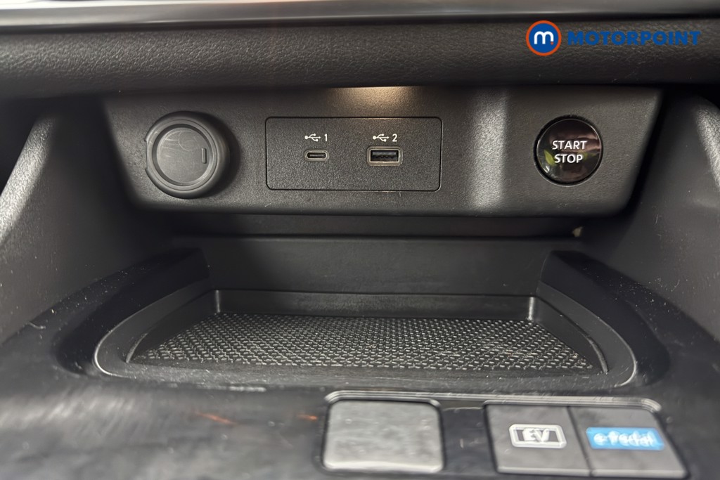 Nissan X-Trail Acenta Premium Automatic Petrol-Electric Hybrid SUV - Stock Number (1647084) - 13th supplementary image
