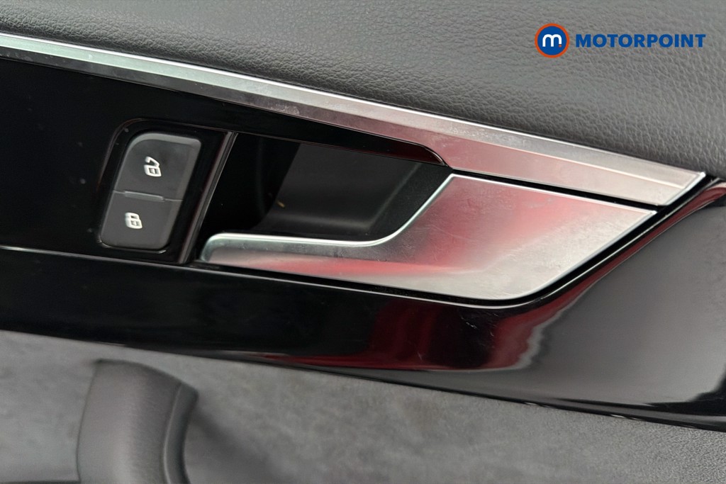Audi A4 Black Edition Automatic Petrol Estate - Stock Number (1647183) - 42nd supplementary image