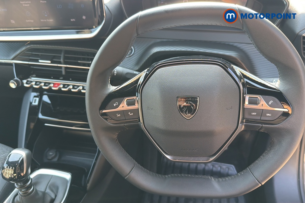 Peugeot 2008 Allure Manual Petrol SUV - Stock Number (1647256) - 2nd supplementary image
