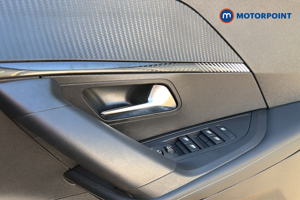 Peugeot 2008 Allure Manual Petrol SUV - Stock Number (1647256) - 19th supplementary image