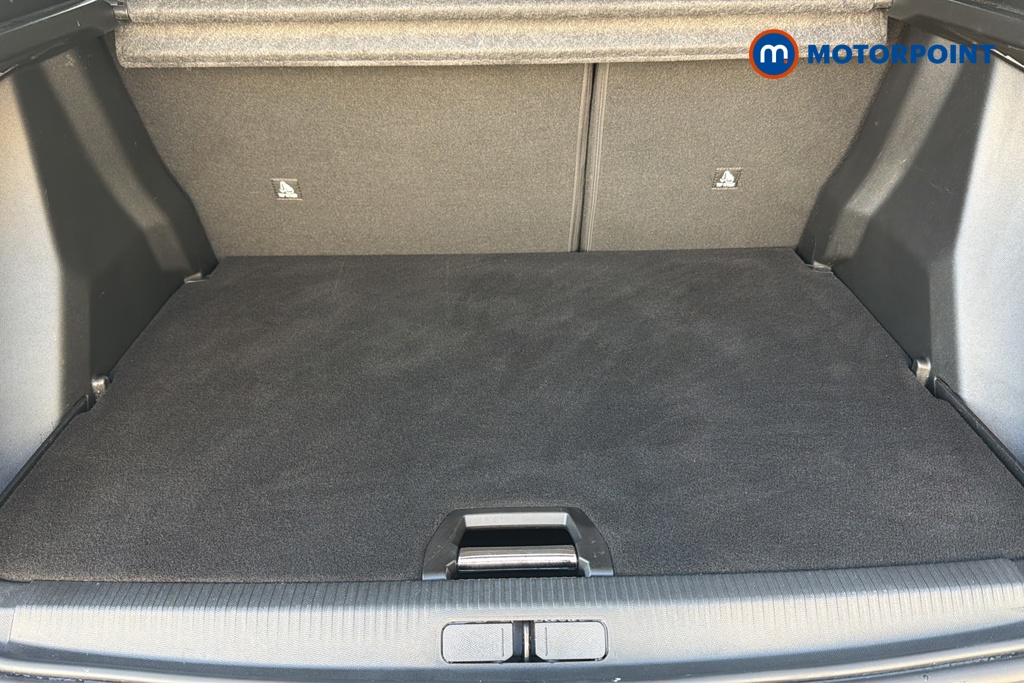 Peugeot 2008 Allure Manual Petrol SUV - Stock Number (1647256) - 30th supplementary image