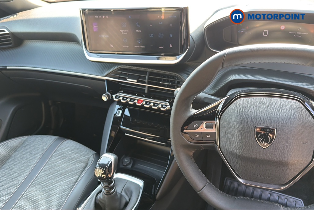 Peugeot 2008 Allure Manual Petrol SUV - Stock Number (1647256) - 1st supplementary image
