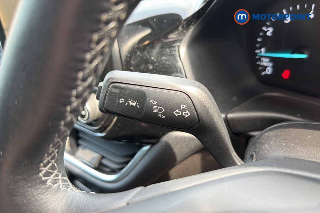 Ford Fiesta Titanium Manual Petrol Hatchback - Stock Number (1647266) - 5th supplementary image