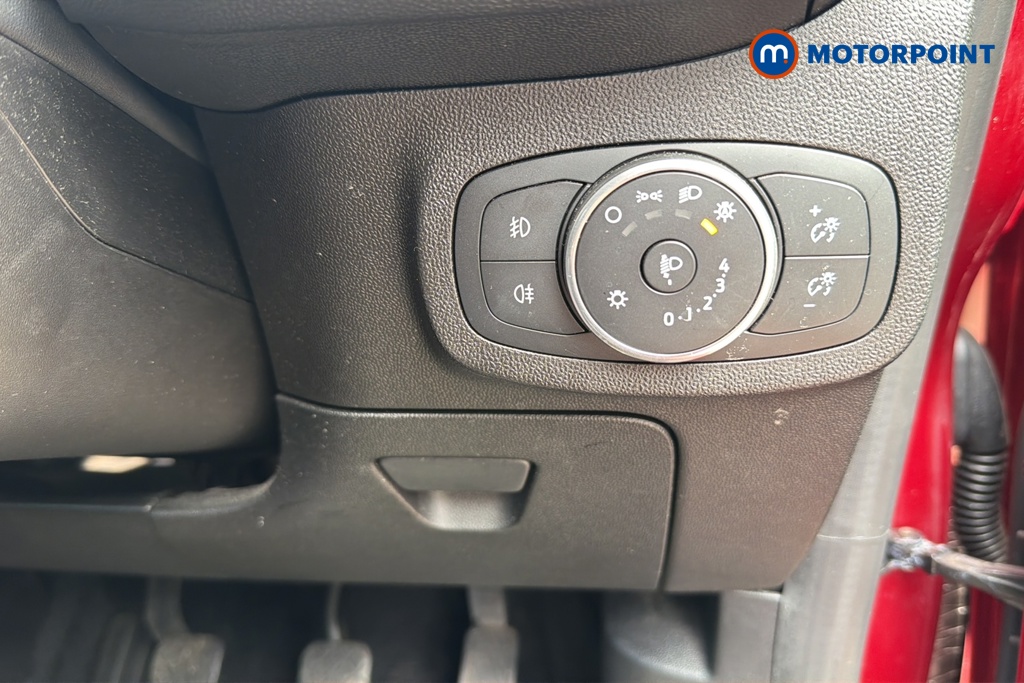 Ford Fiesta Titanium Manual Petrol Hatchback - Stock Number (1647266) - 11th supplementary image