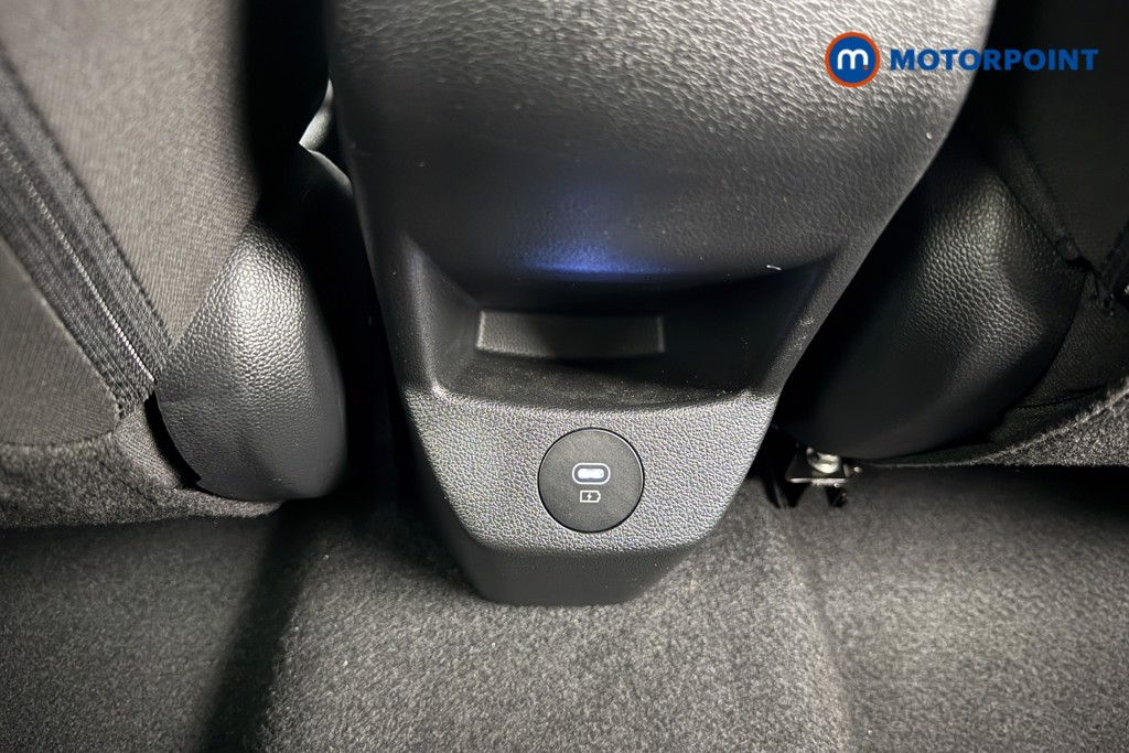 Hyundai I20 Premium Manual Petrol Hatchback - Stock Number (1647446) - 20th supplementary image